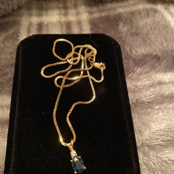 14KT SAPPHIRE PENDANT W/DIAMOND ACCENT YG W/BOX CHAIN 14KT 18" BEAUTIFUL BLUE - Picture 1 of 9